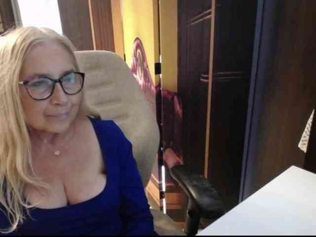 BlondeSofia