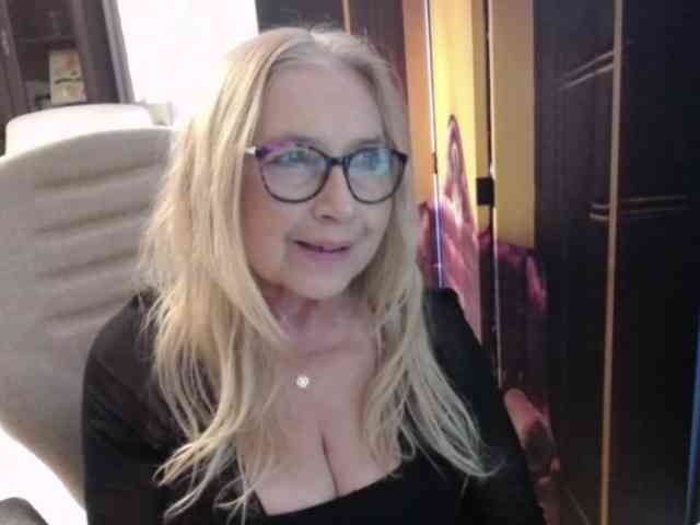 BlondeSofia