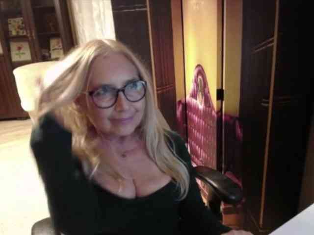 BlondeSofia