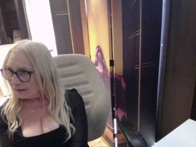 BlondeSofia