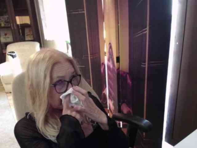 BlondeSofia webcam