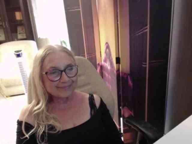 BlondeSofia Live Webcam on BongaCams