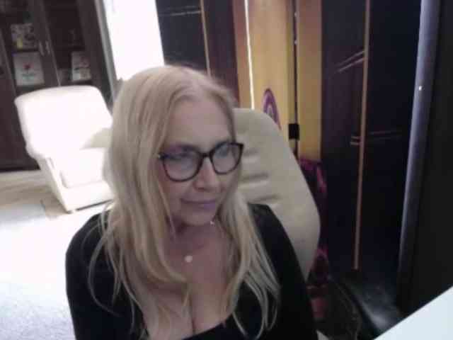 BlondeSofia