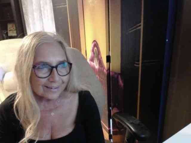 BlondeSofia