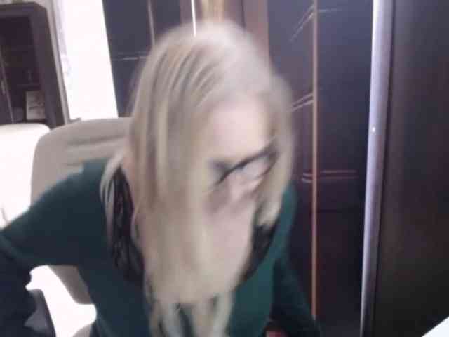 Model: BlondeSofia