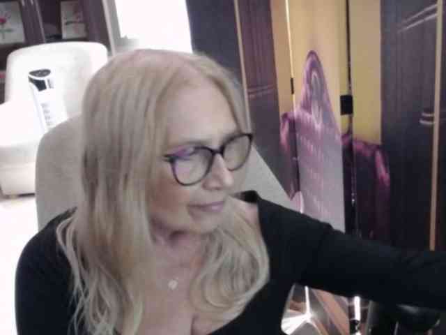 BlondeSofia