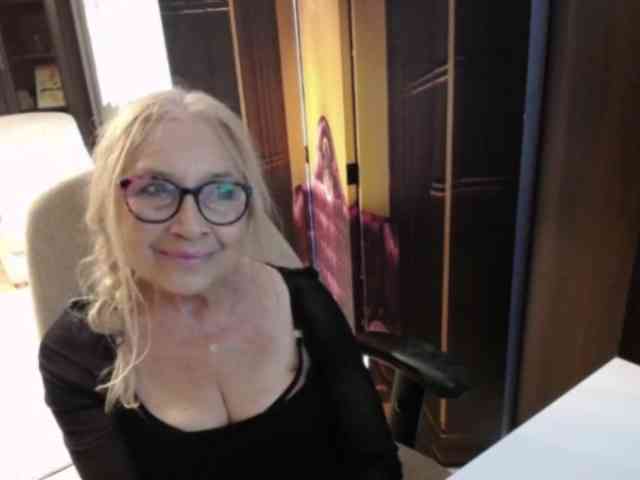 BlondeSofia BlondeSofia