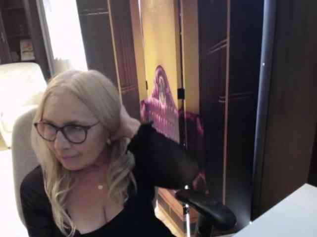 BlondeSofia BlondeSofia