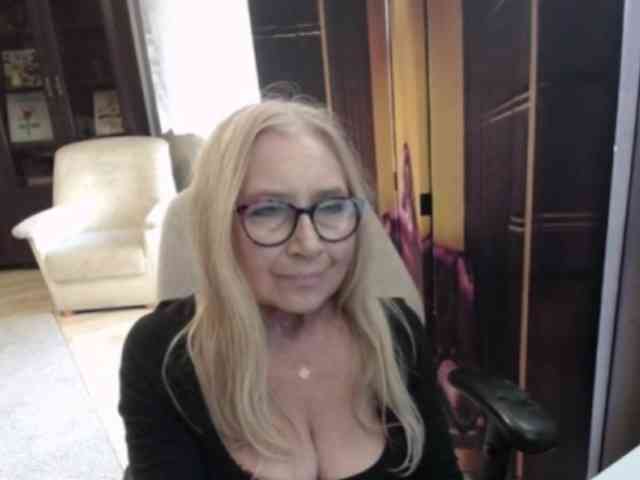 BlondeSofia
