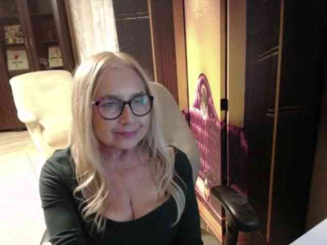 BlondeSofia BlondeSofia