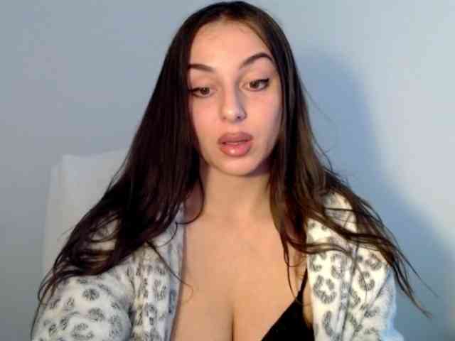 Model: LustCourtney