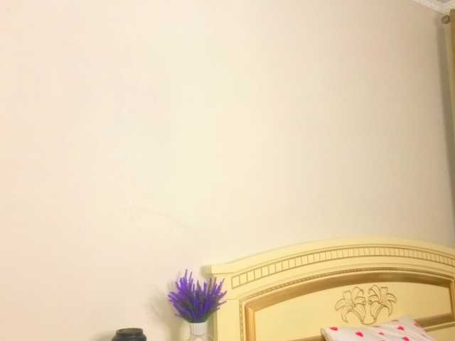 EnricaElis's BongaCams show and profile