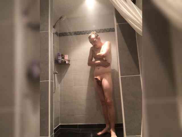JonaExposed
