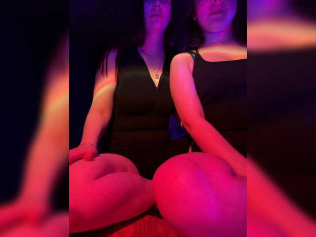 Lisaandkisaa's BongaCams profile