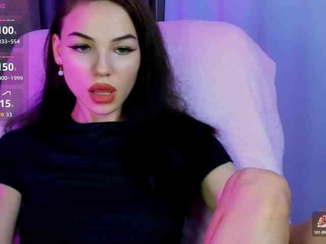 EmilyLuxxxury