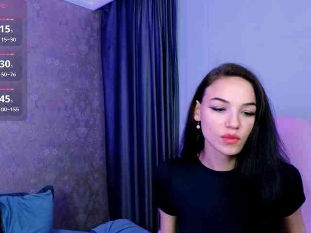 EmilyLuxxxury