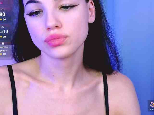 EmilyLuxxxury
