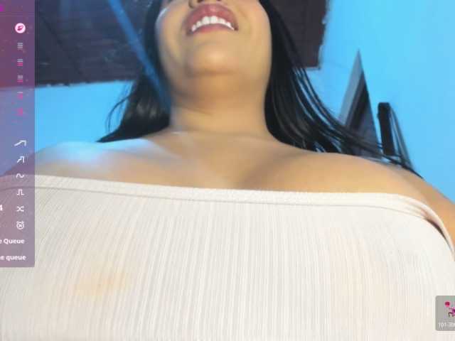 Marianadeepthoat live cam on BongaCams