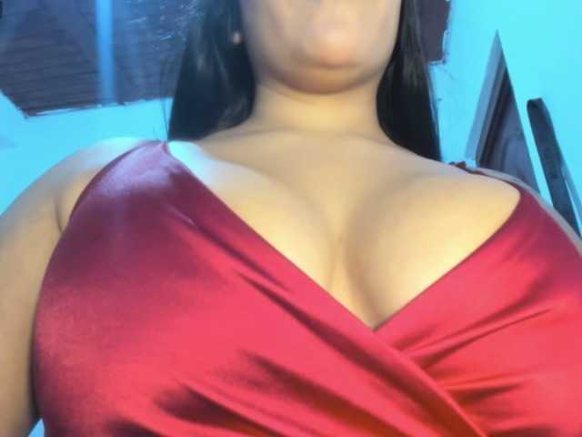 Marianadeepthoat live cam on BongaCams