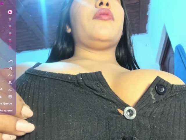 Marianadeepthoat live cam on BongaCams
