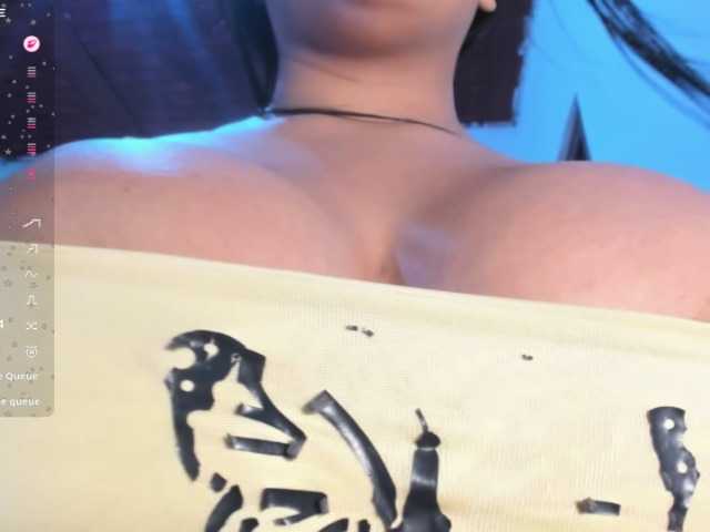 Marianadeepthoat live cam on BongaCams