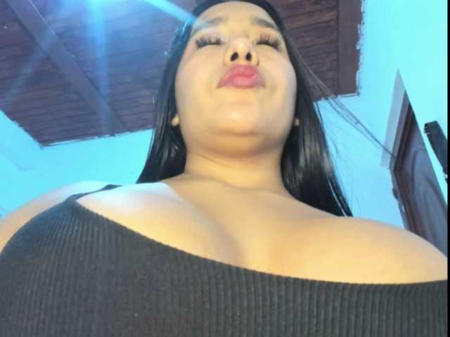 Marianadeepthoat live cam on BongaCams
