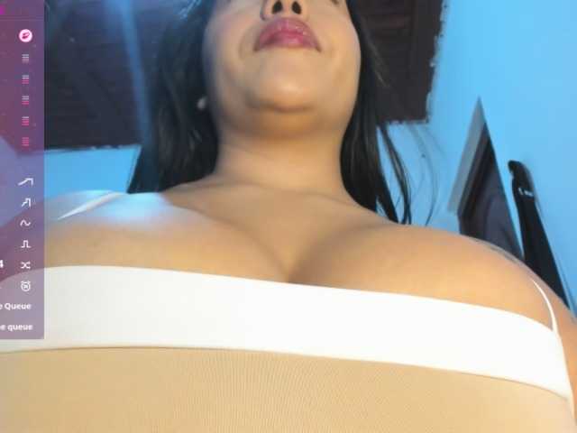 Marianadeepthoat live cam on BongaCams