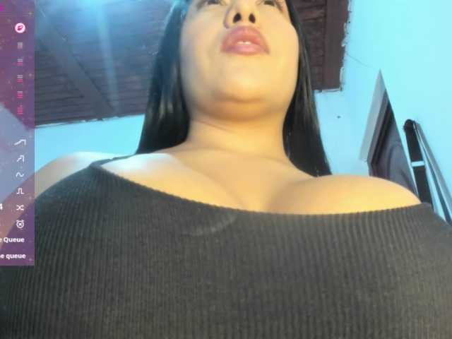 Marianadeepthoat live cam on BongaCams