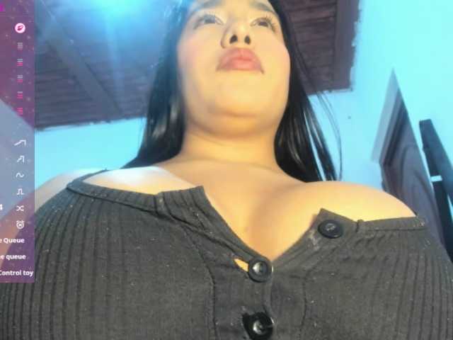 Marianadeepthoat live cam on BongaCams