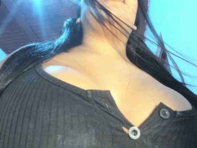 Marianadeepthoat live cam on BongaCams