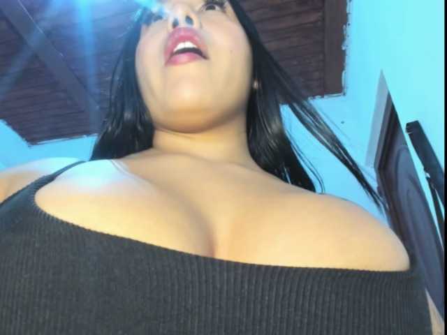 Marianadeepthoat live cam on BongaCams