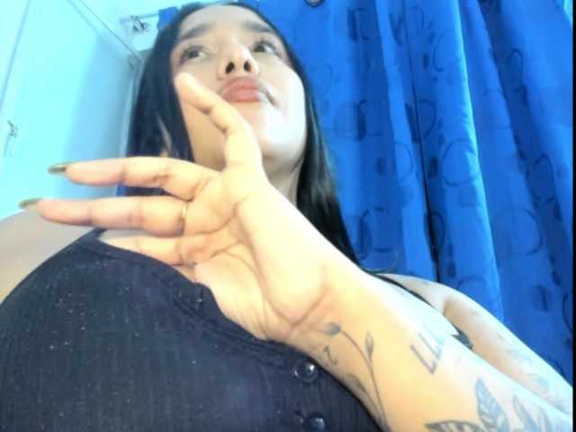Marianadeepthoat live cam on UnifiedCams