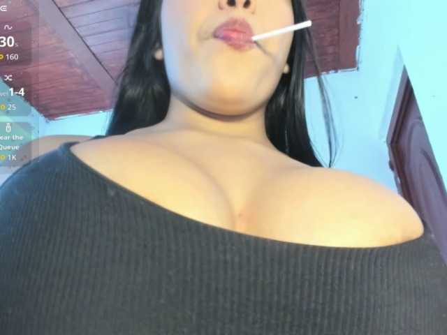 Marianadeepthoat live cam on BongaCams