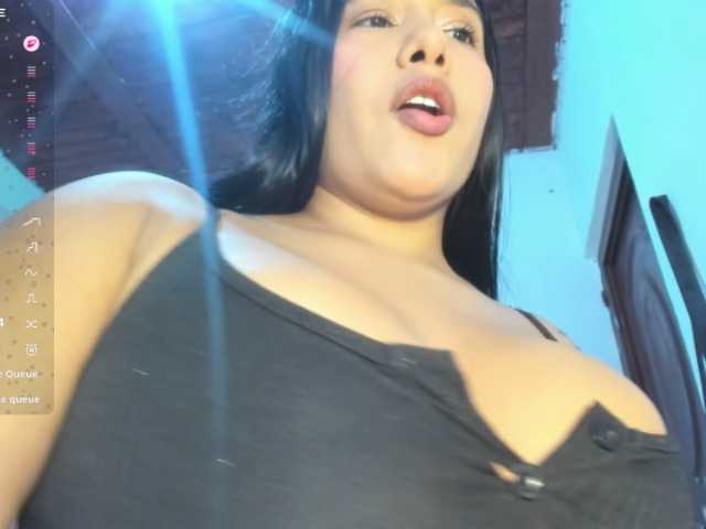Marianadeepthoat live cam on BongaCams