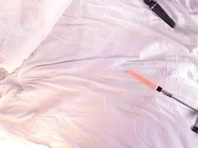 moonamur, en vivo ahora en BongaCams