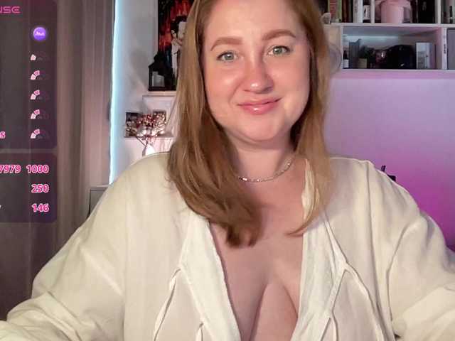 PusssyJuicy live cam
