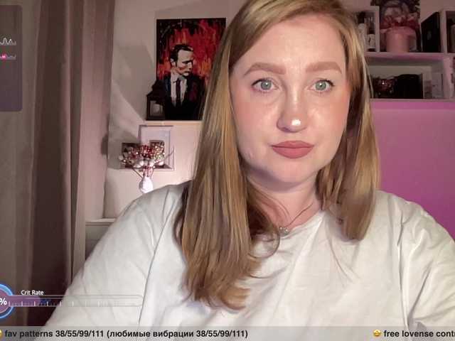 PusssyJuicy live webcam show