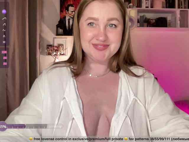 PusssyJuicy webcam