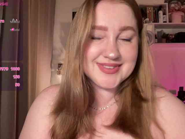 PusssyJuicy webcam