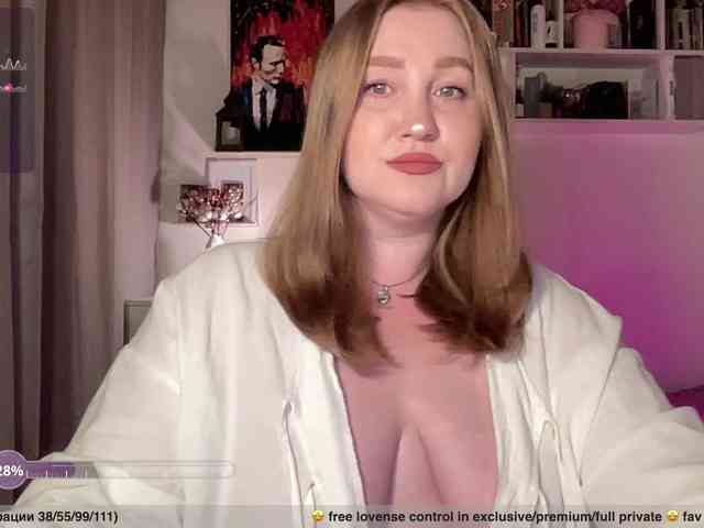 PusssyJuicy webcam