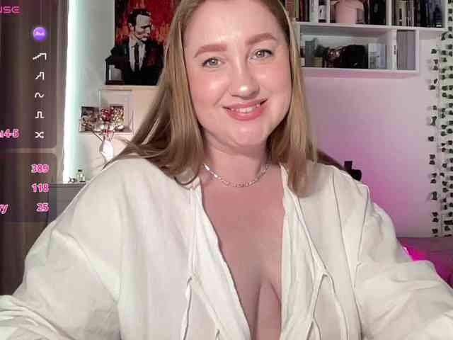 PusssyJuicy webcam