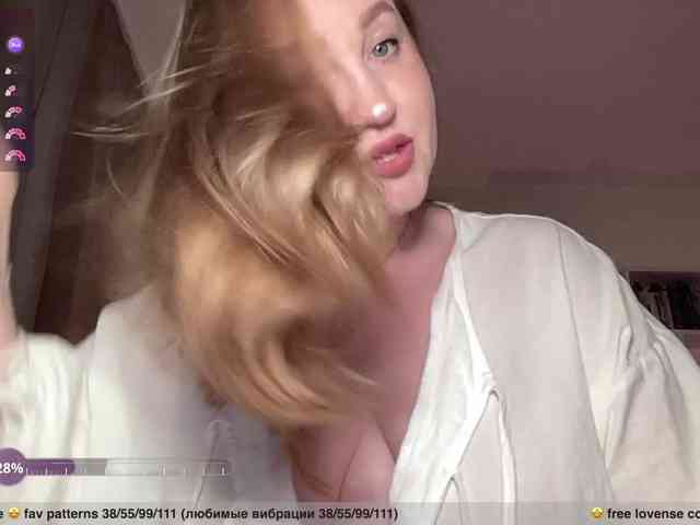 PusssyJuicy webcam