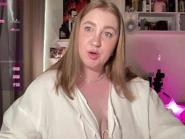 PusssyJuicy webcam