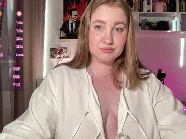 PusssyJuicy webcam