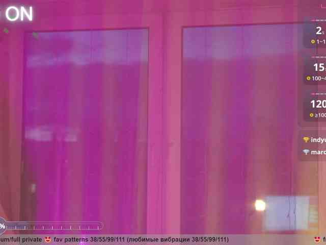 PusssyJuicy webcam