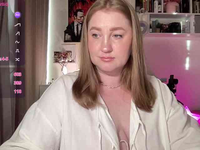 PusssyJuicy webcam