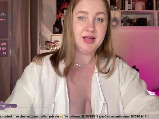 PusssyJuicy webcam
