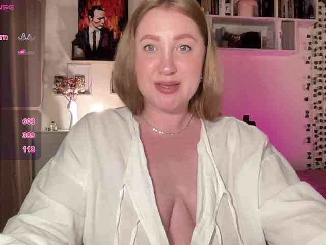 PusssyJuicy webcam