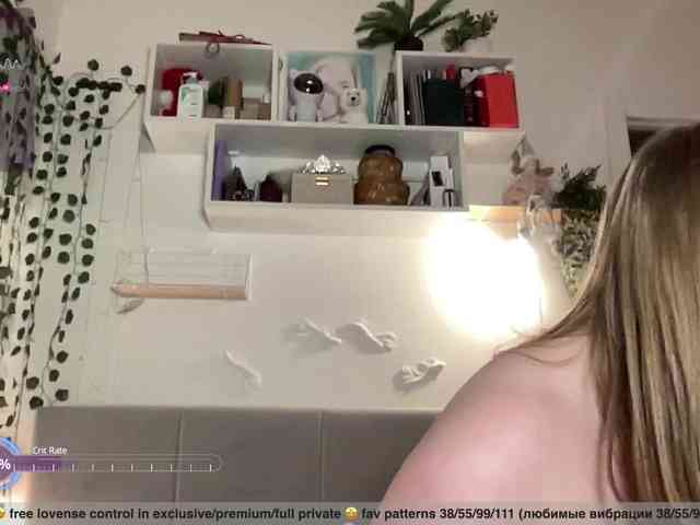 PusssyJuicy webcam