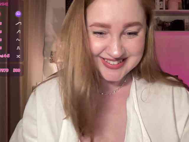 PusssyJuicy webcam